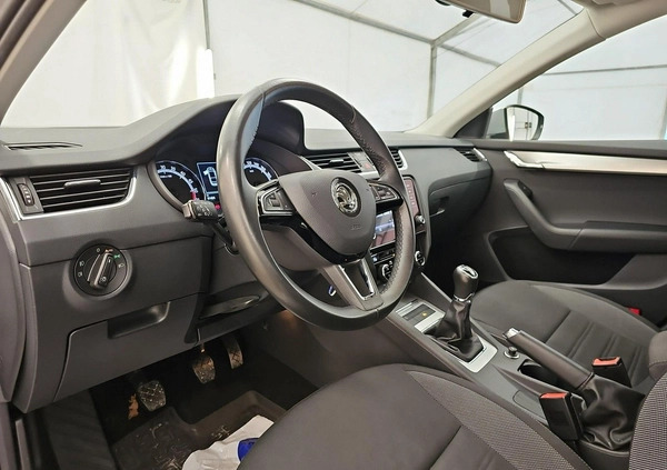 Skoda Octavia cena 61500 przebieg: 91424, rok produkcji 2019 z Łosice małe 379